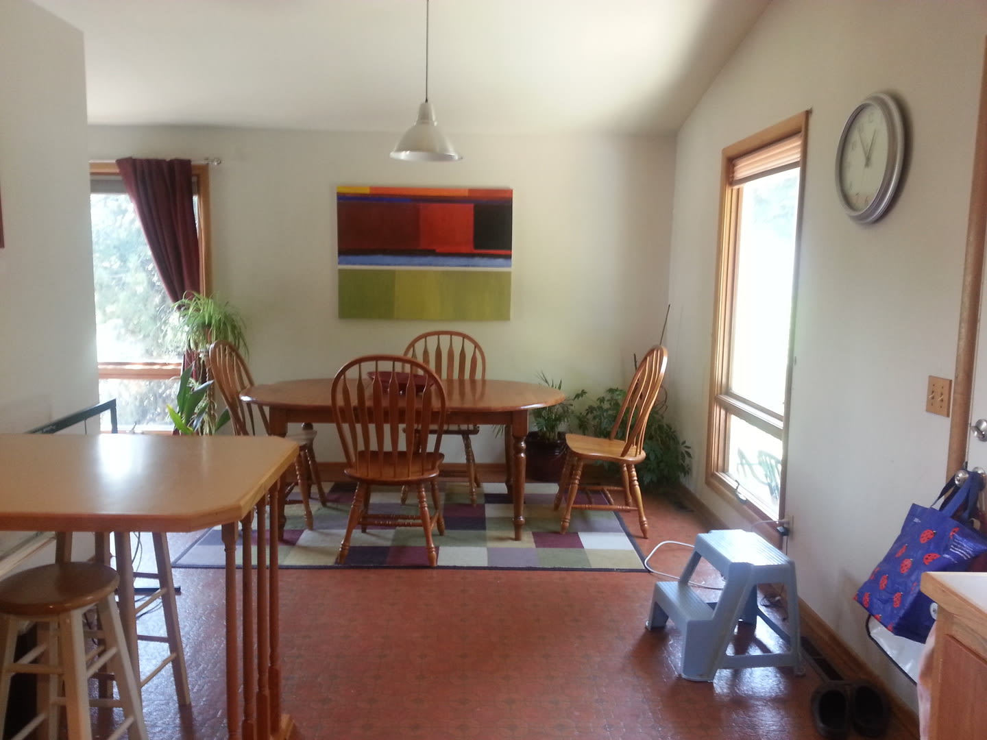 3 Bd/2 Ba Spacious home on Sunnyside Hill! – photo 3