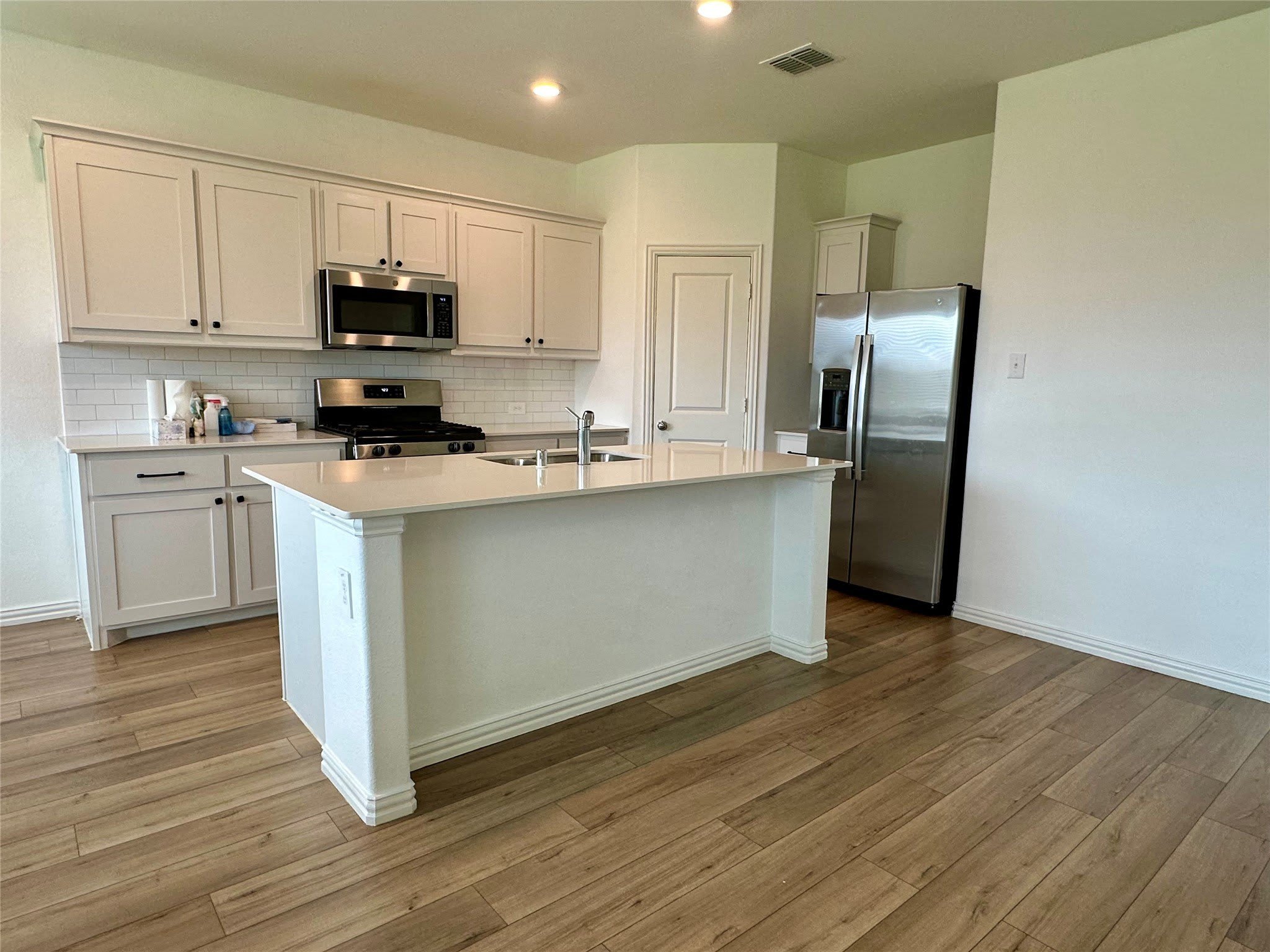 2102 Fimbry Drive – photo 1