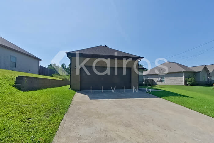 111 Bates Lane – photo 2