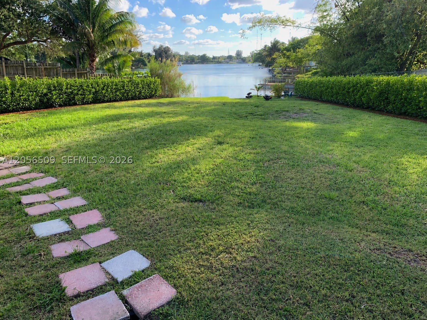 3300 SW 32nd Ave – photo 2
