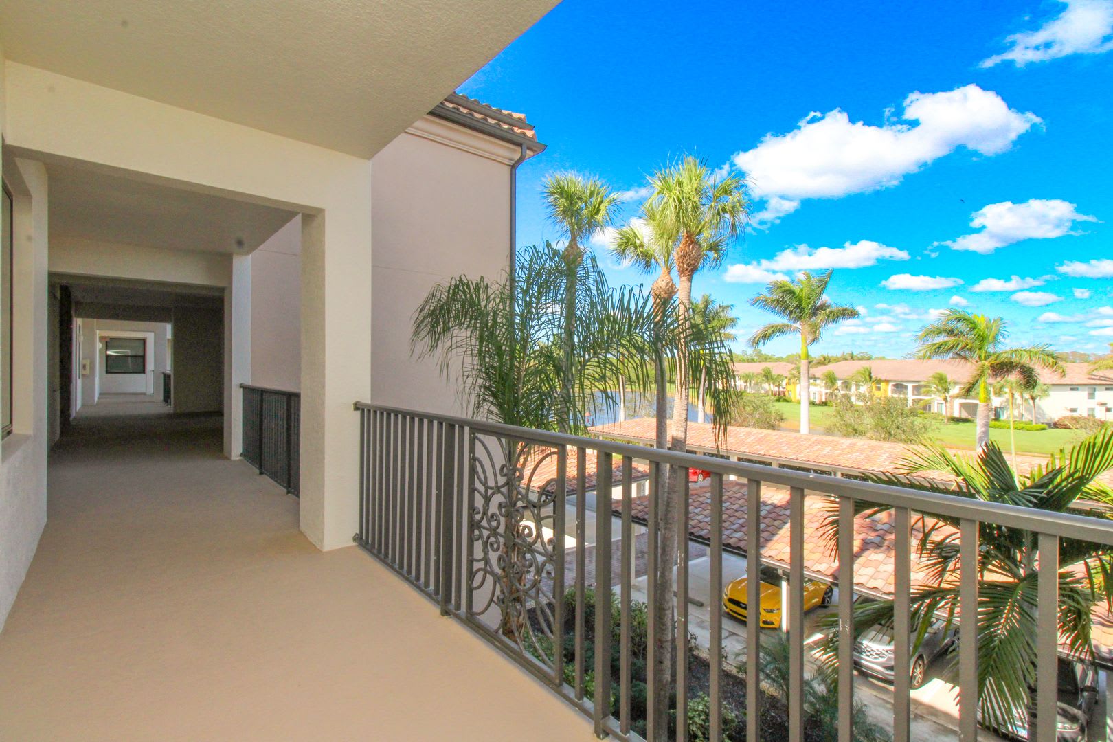 ** TREVISO BAY UNIT AVAILABLE ** SOCIAL MEMBERSHIP TO TREVISO BAY ** – photo 5