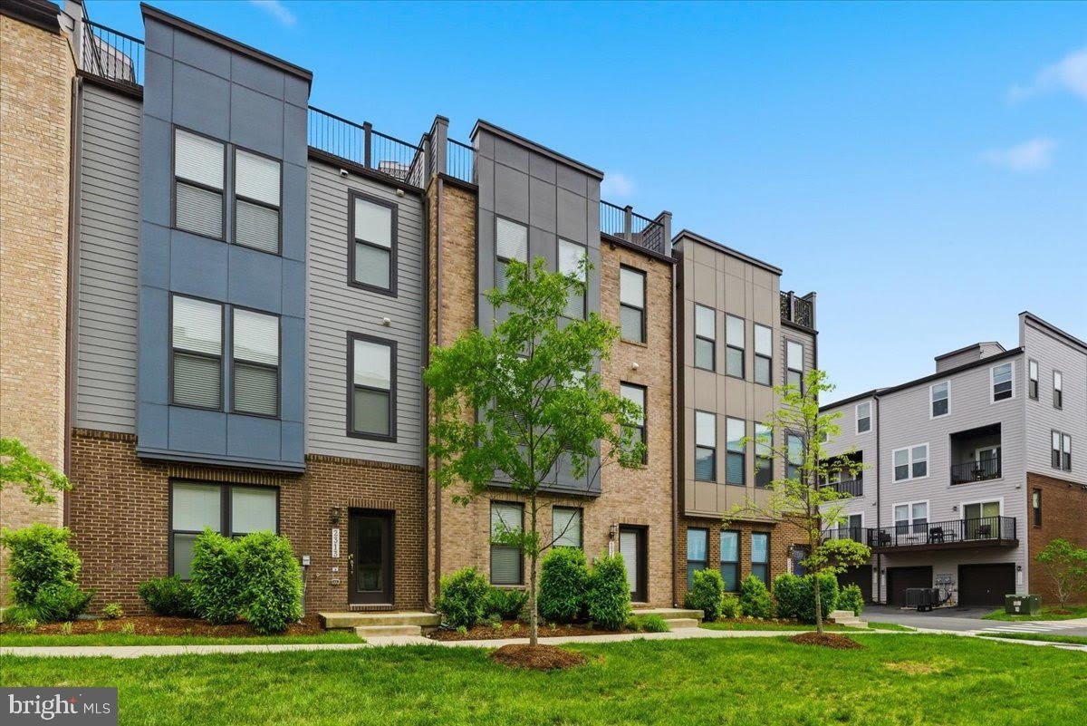 2315 Liberty Loop – photo 2