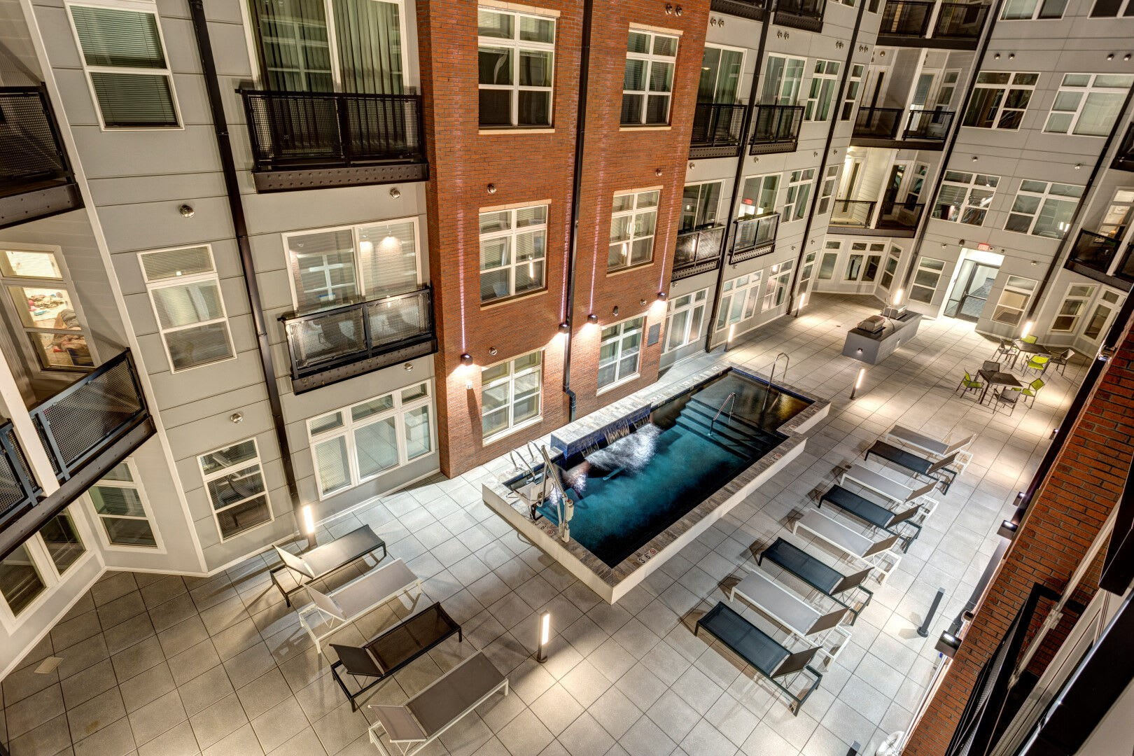 Attain Downtown – photo 2