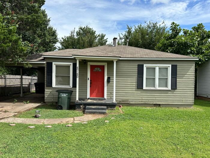 4745 Southeast 26Th Street – photo 1