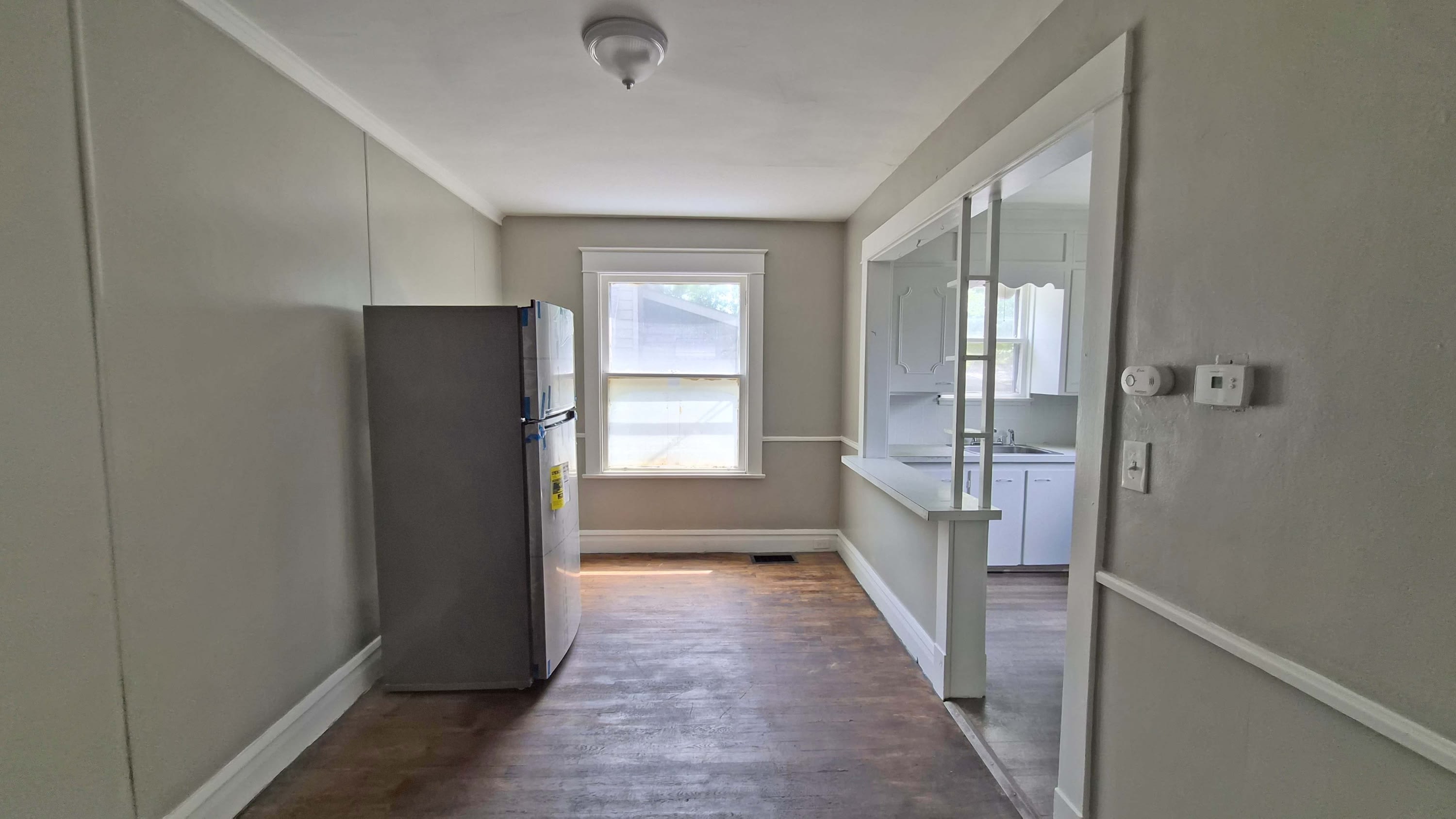 2311 Oakwood Avenue – photo 4