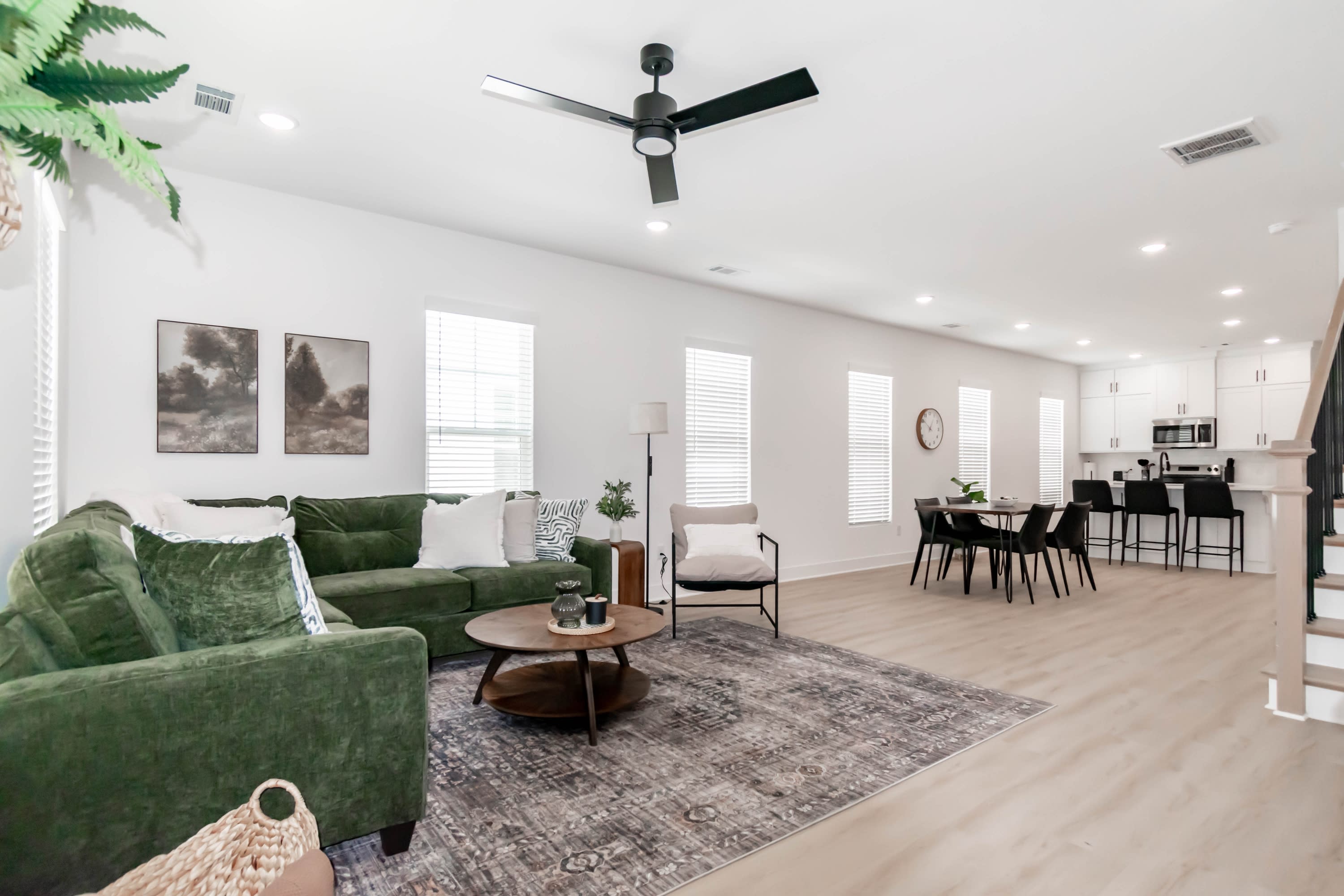 1430 Dunn Avenue – photo 3