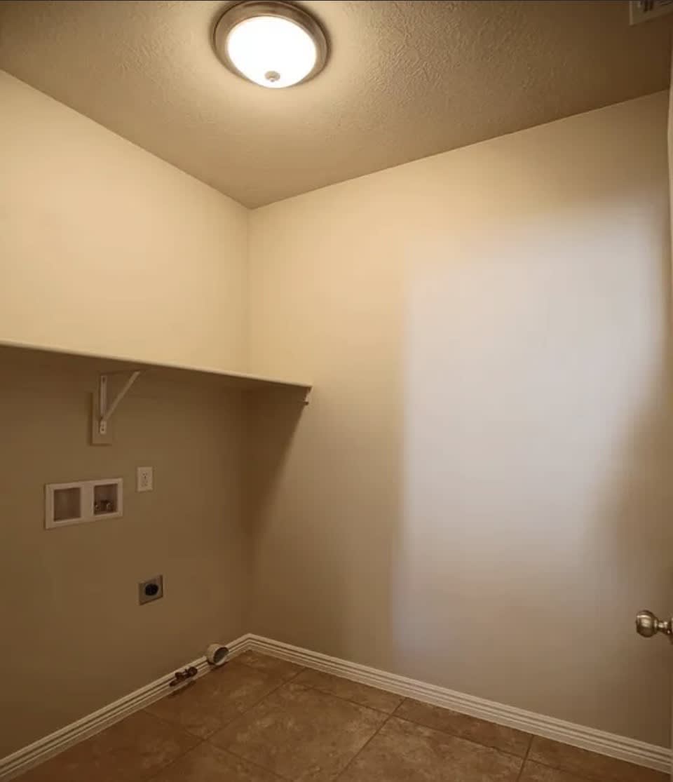 1456 W. Clinton Way – photo 3