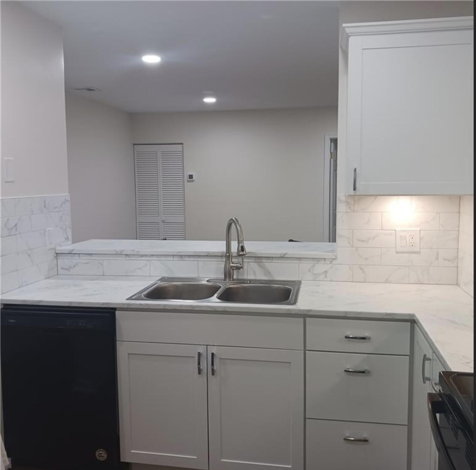 3689 NW 94th Avenue – photo 2