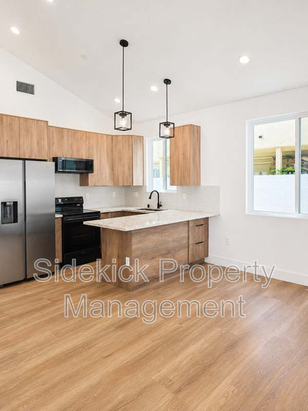 432 W Garfield Ave – photo 3