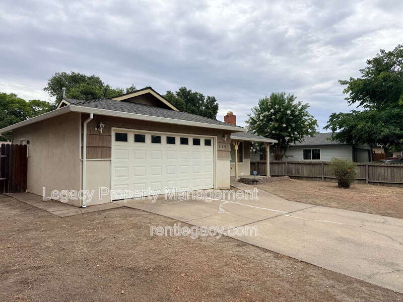 6701 21st St – photo 3
