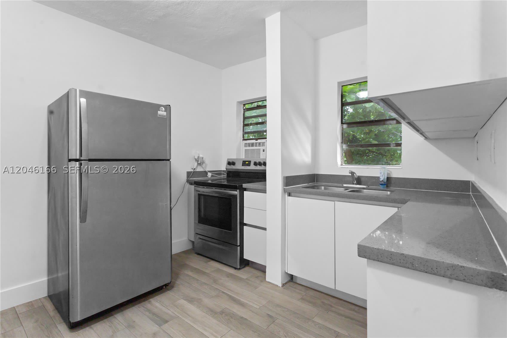 27 Ne 60Th Ter – photo 1
