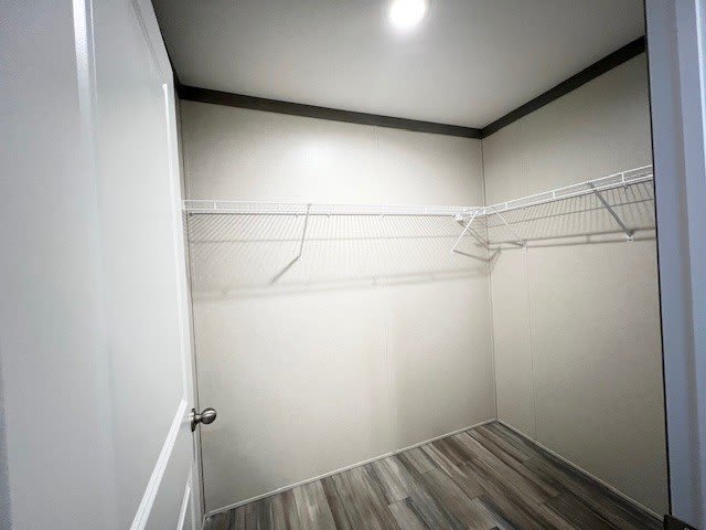 25160 Nuway Avenue – photo 4