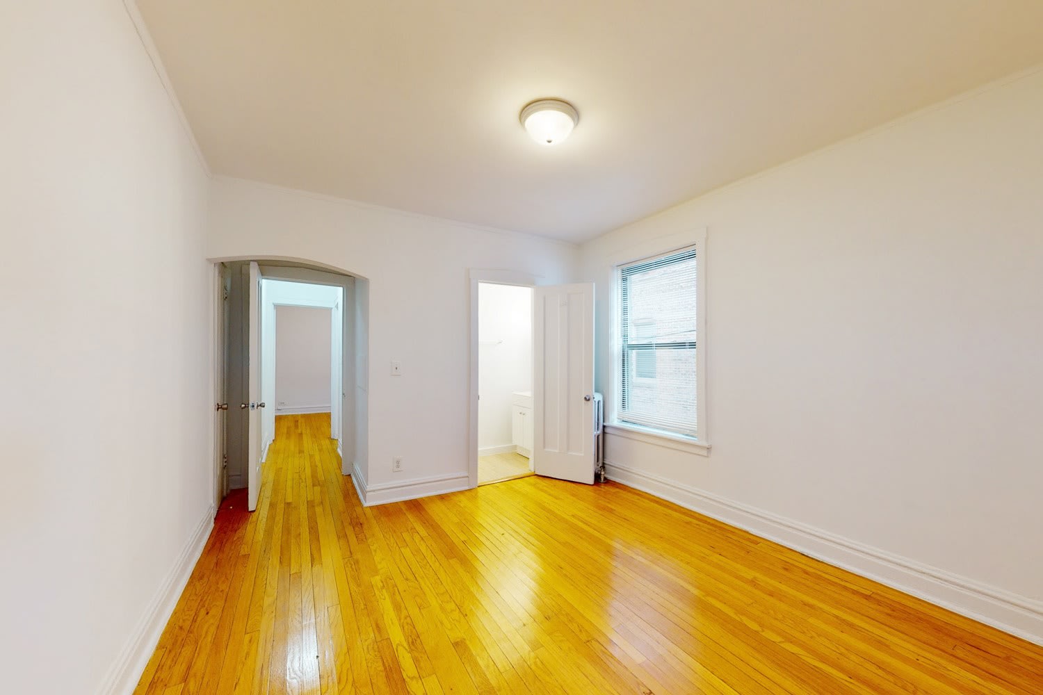 1101 E. Hyde Park Boulevard – photo 4