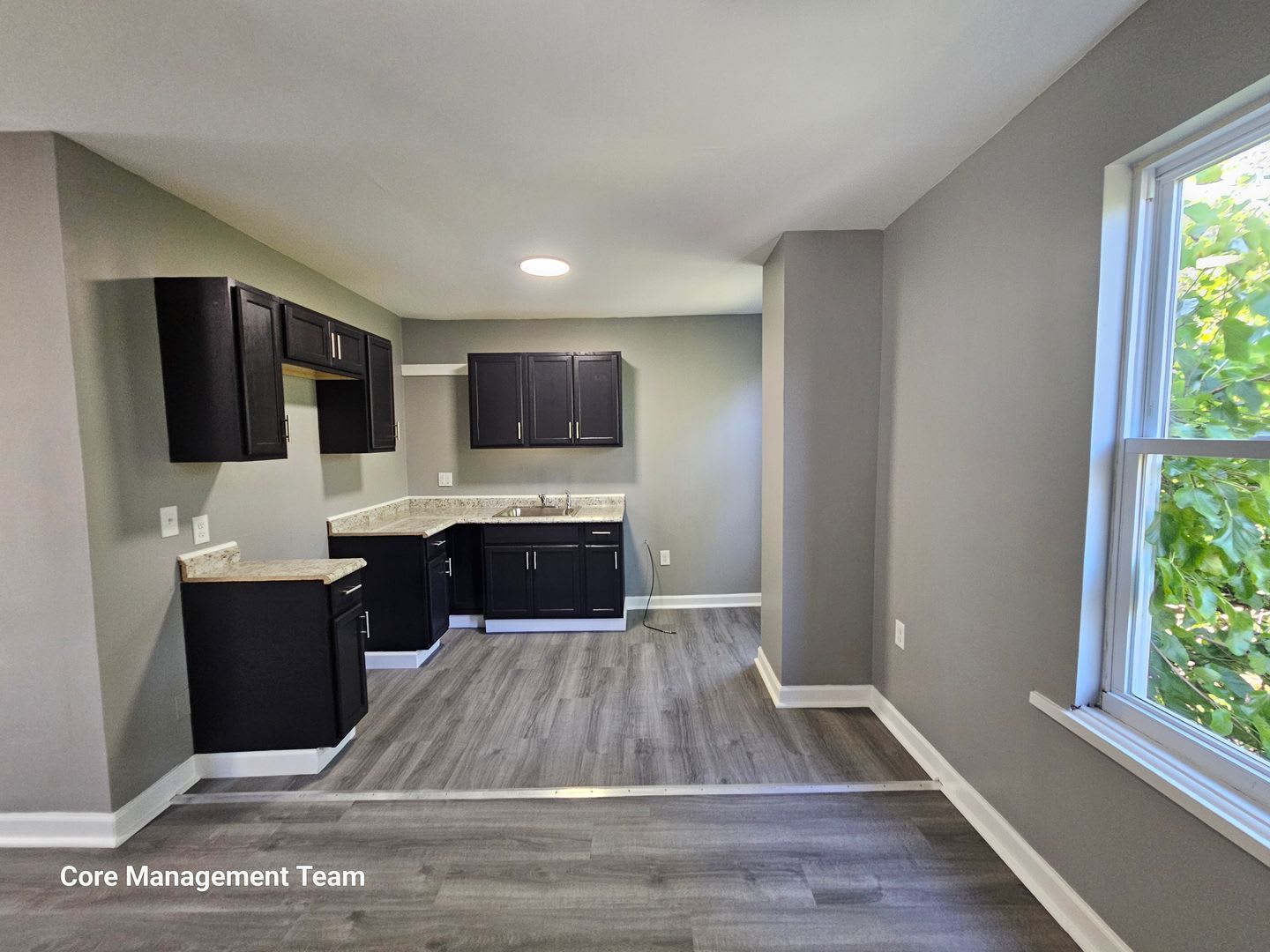 Updated 1 Bedroom 1 Bath Apartment For Rent – photo 1