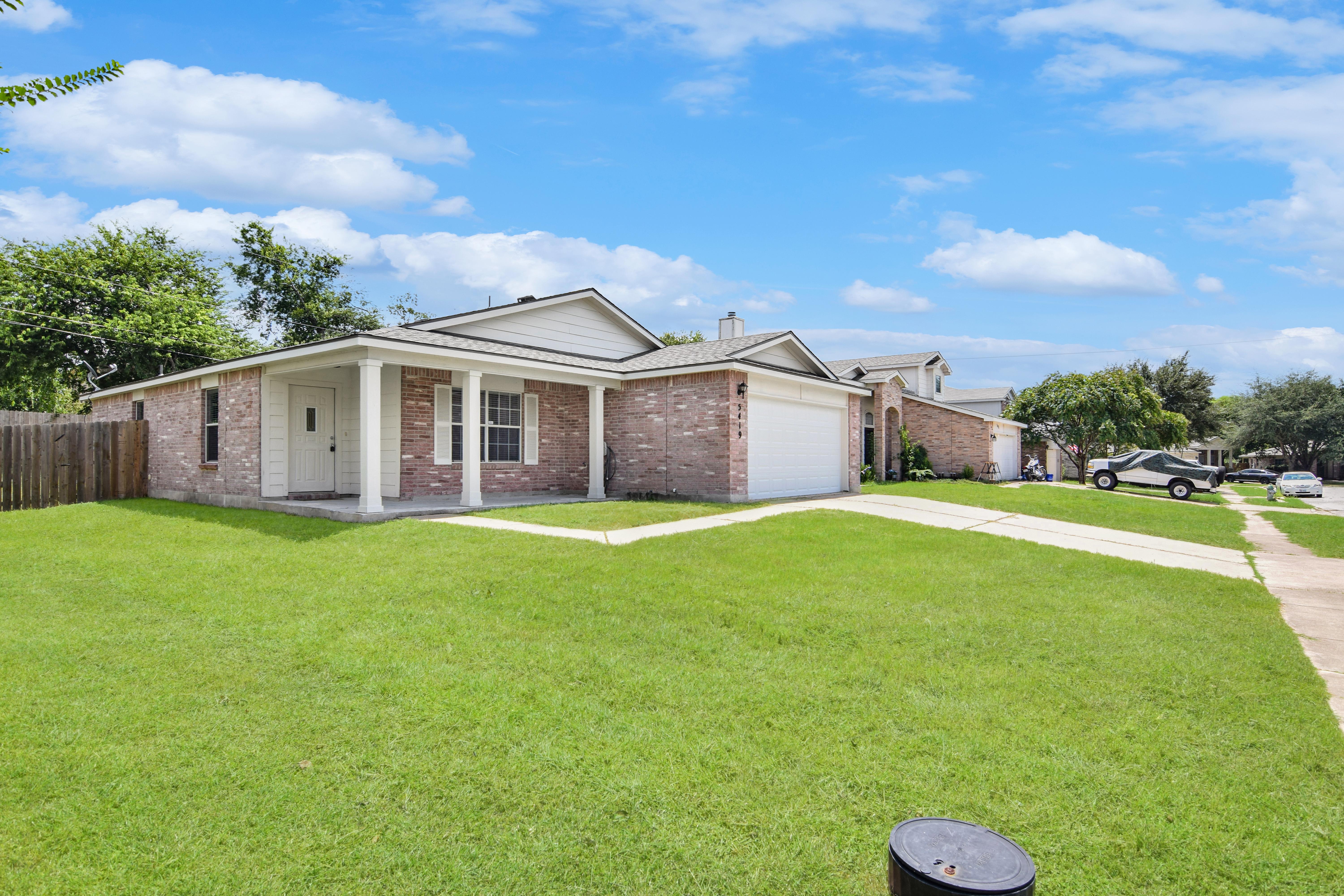 5419 Southern Crossing Dr – photo 2