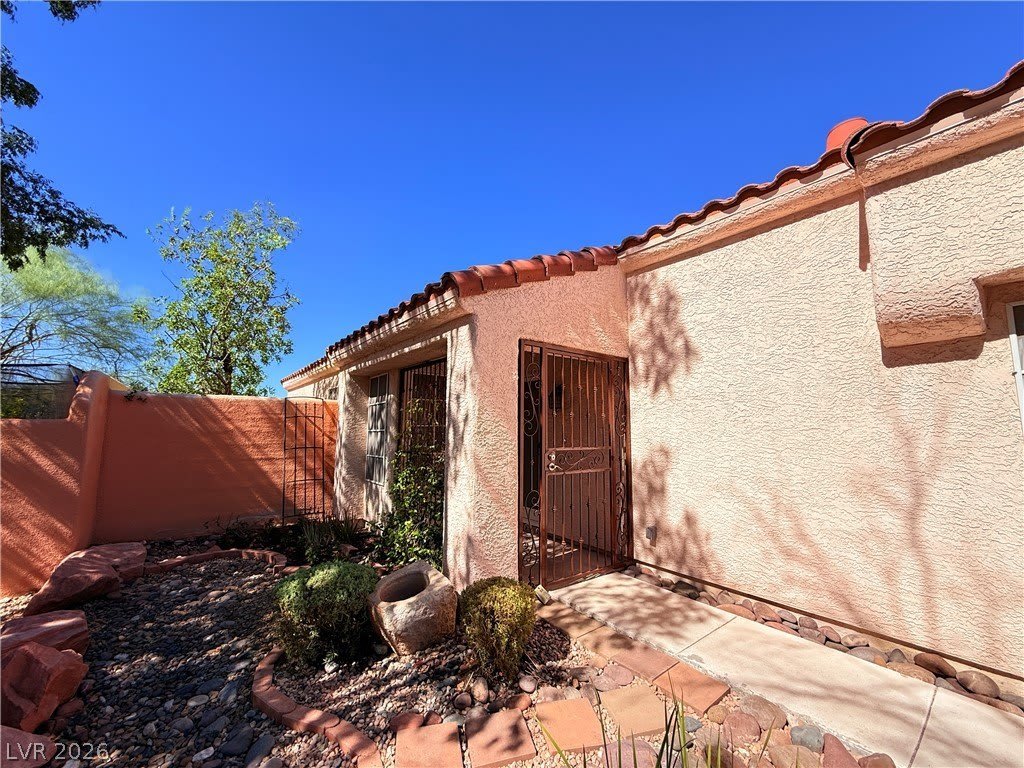 8121 Sedona Sunset Drive – photo 3