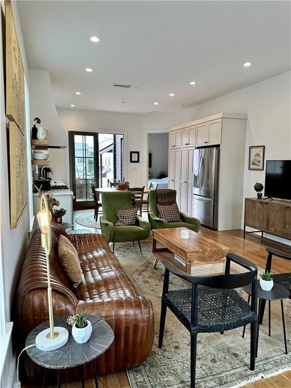 210 Glasgow Lane – photo 5