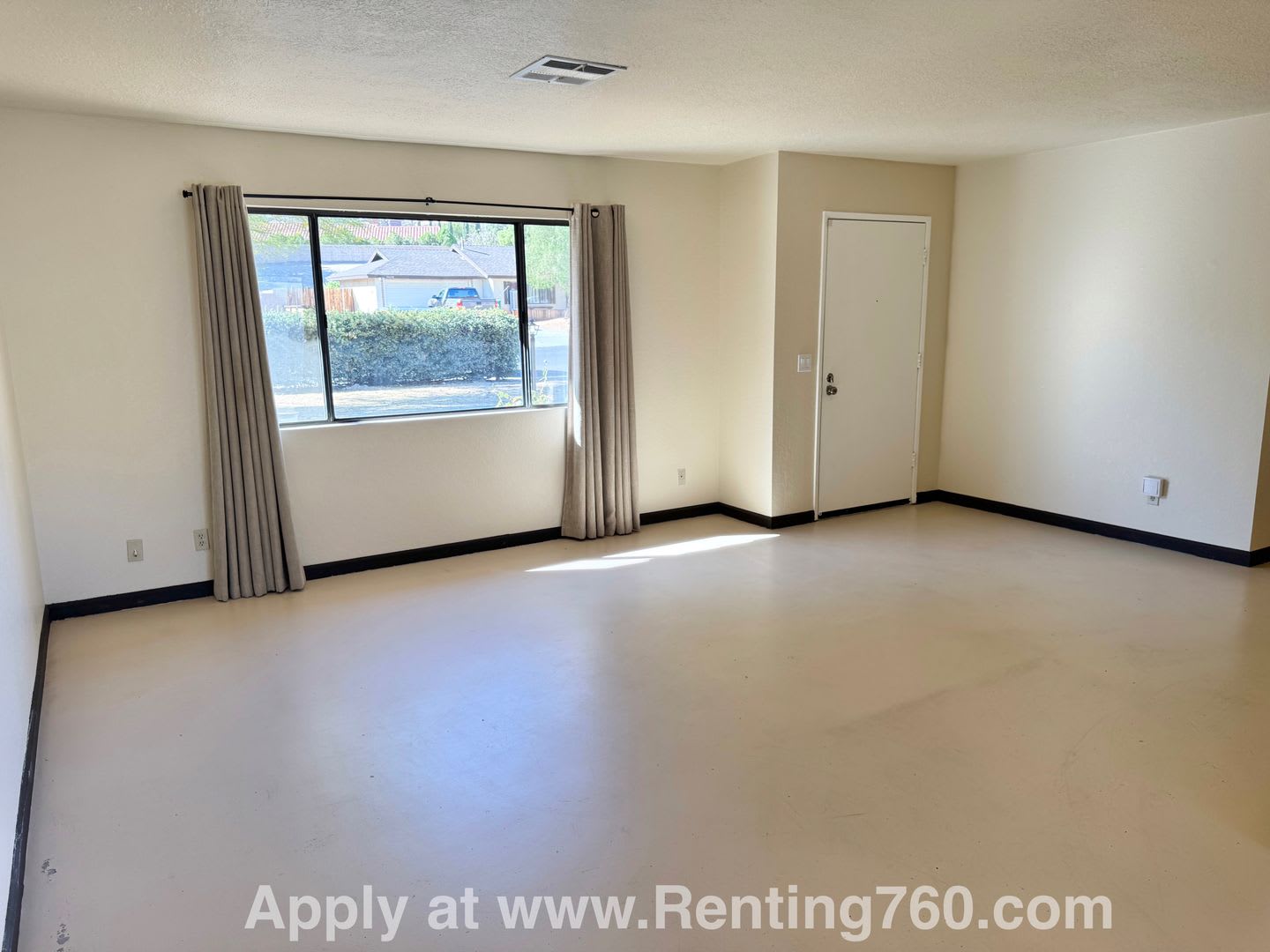 Beautiful Home Near the Golf Course! – photo 3