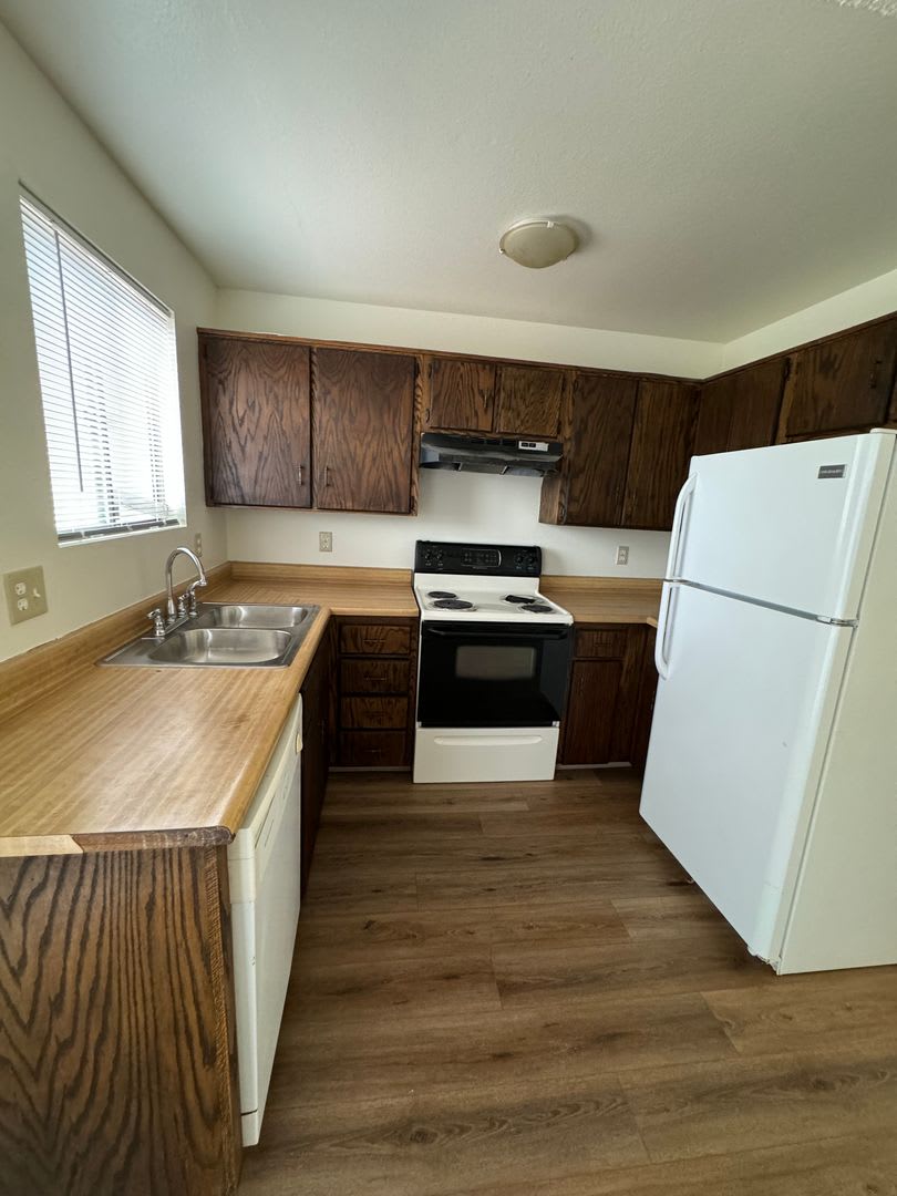 Charming 3 Bed 1 Bath Home – photo 3