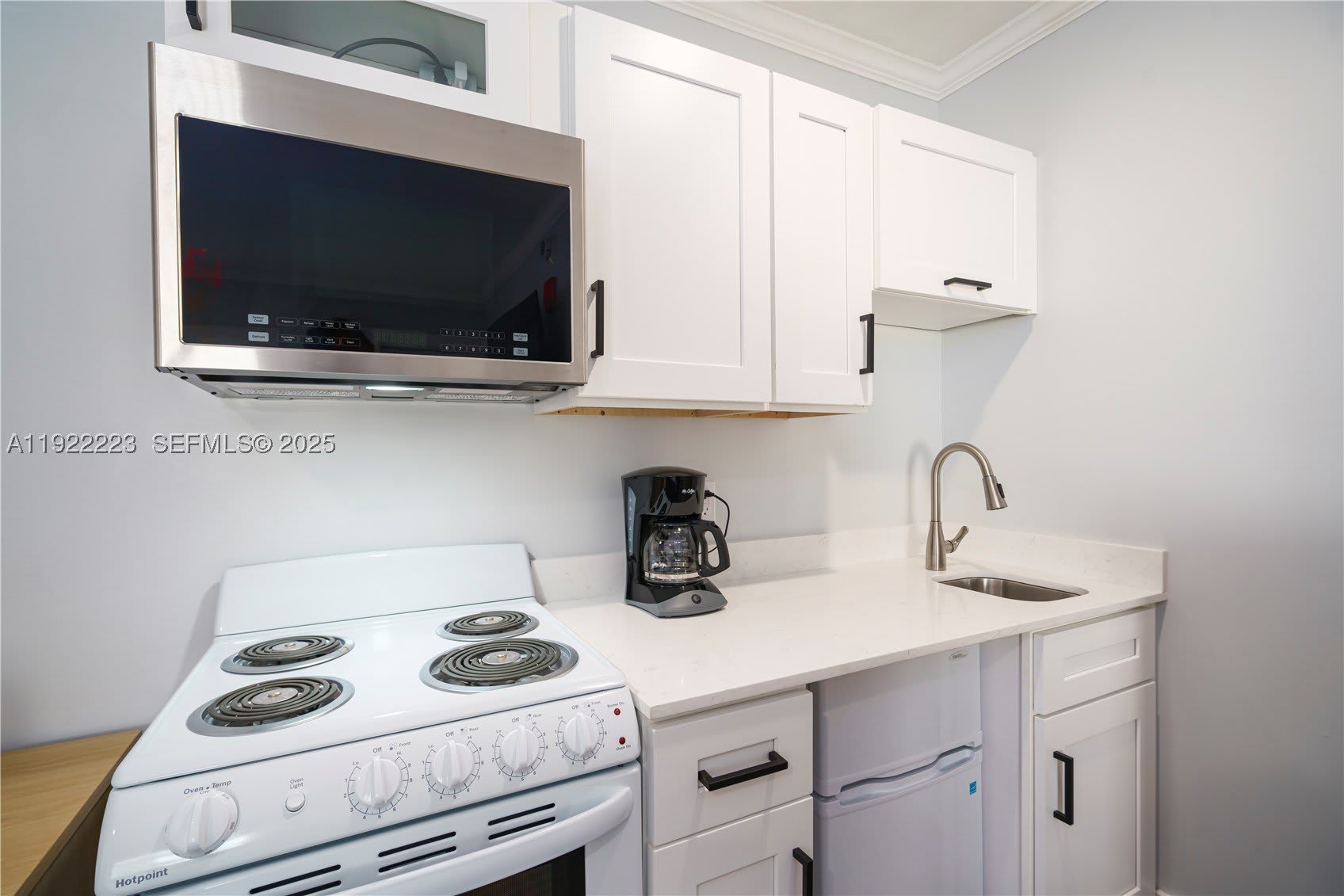 17784 Front Beach Rd – photo 5