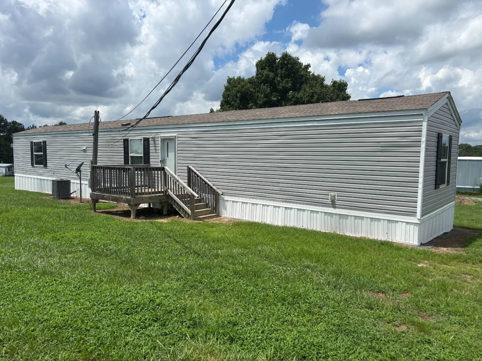 105 Exeter Lane – photo 1