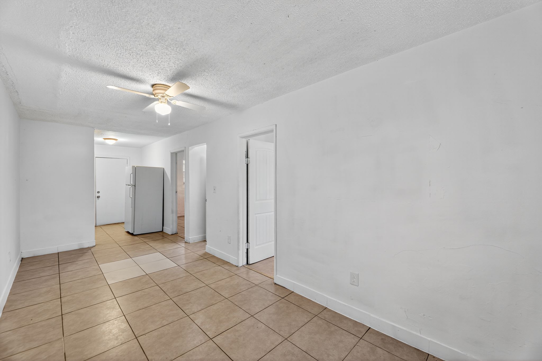 2734 Northwest 15th Street – photo 3