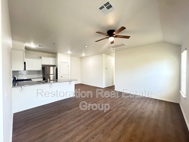 10622 SW 17th Ter – photo 2