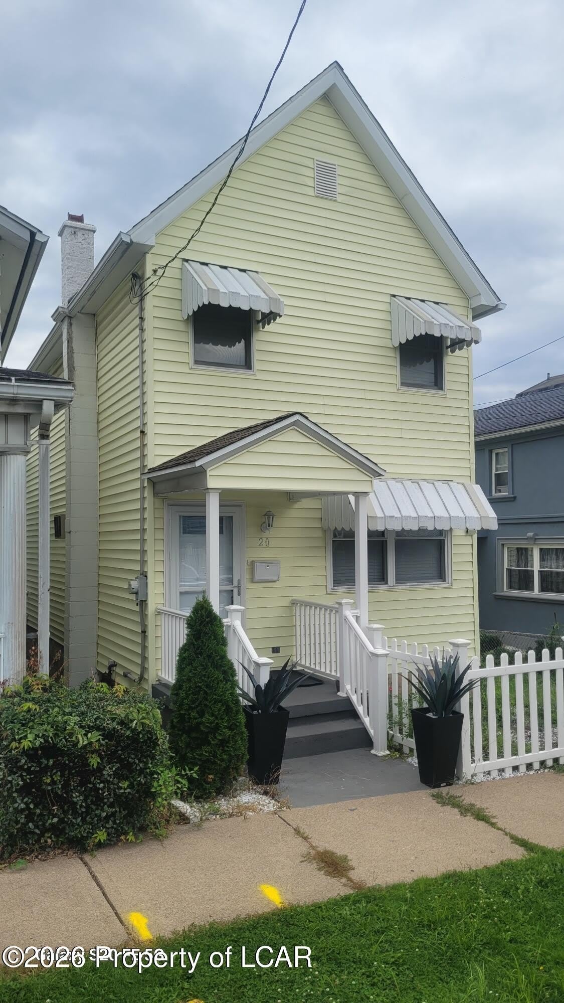 20 Brown Street – photo 1