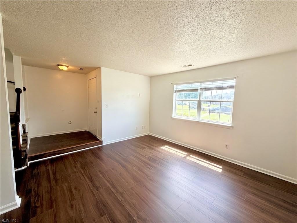 3404 Clover Meadows Drive – photo 3