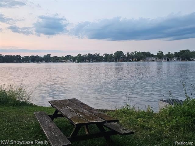 8621 Oakside Avenue – photo 3