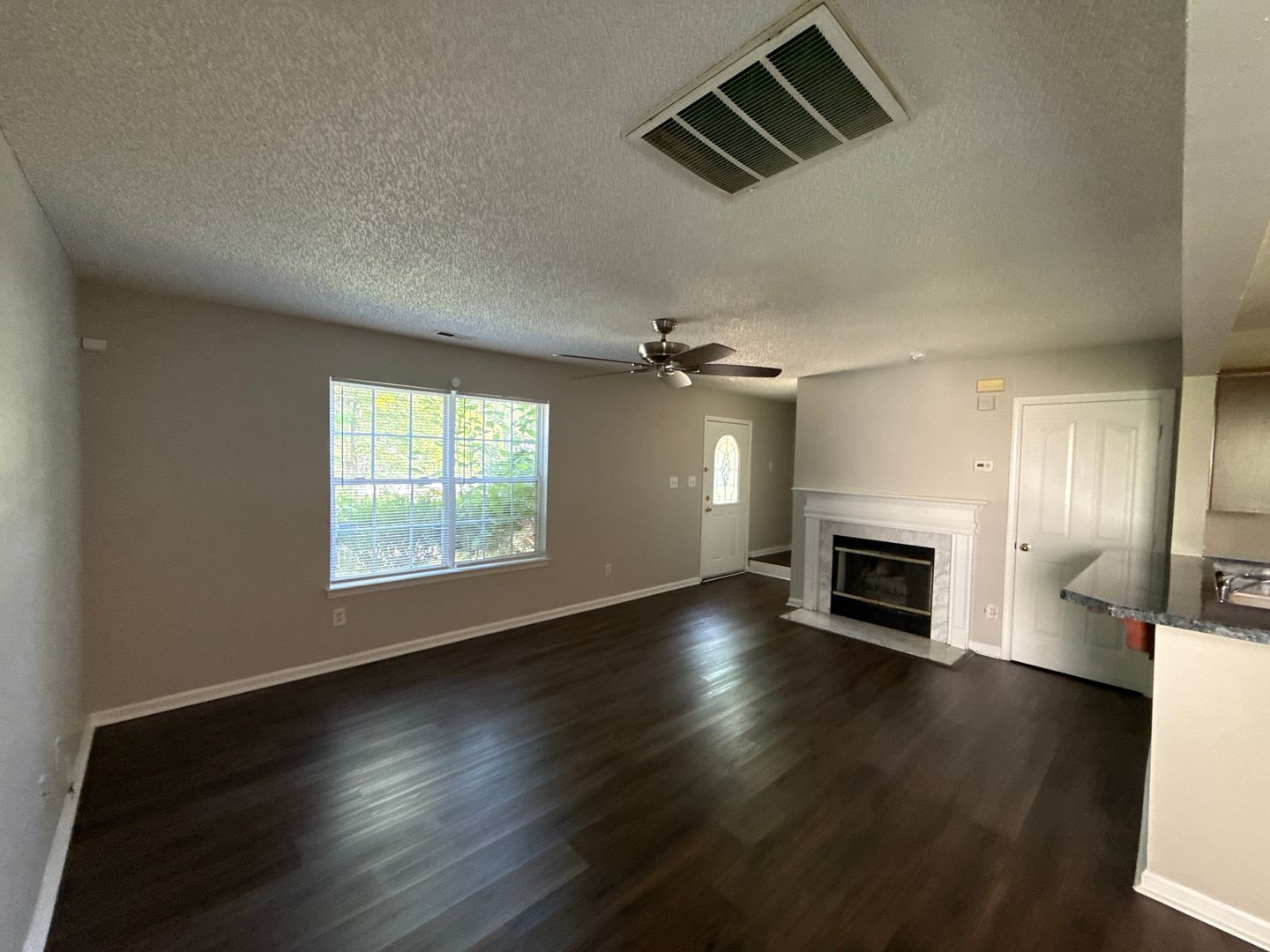 1601 Elk Creek Court – photo 3