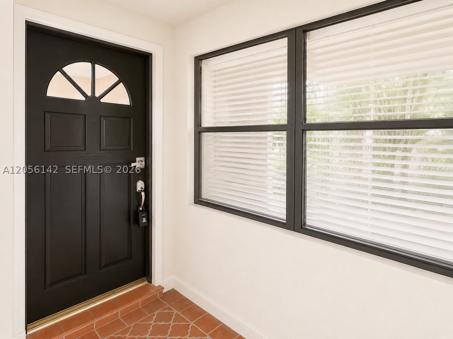 1607 Ne 105Th St – photo 4