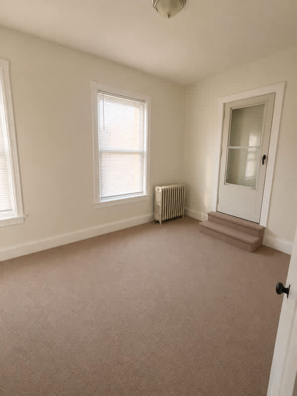 1627 Wolf St – photo 3