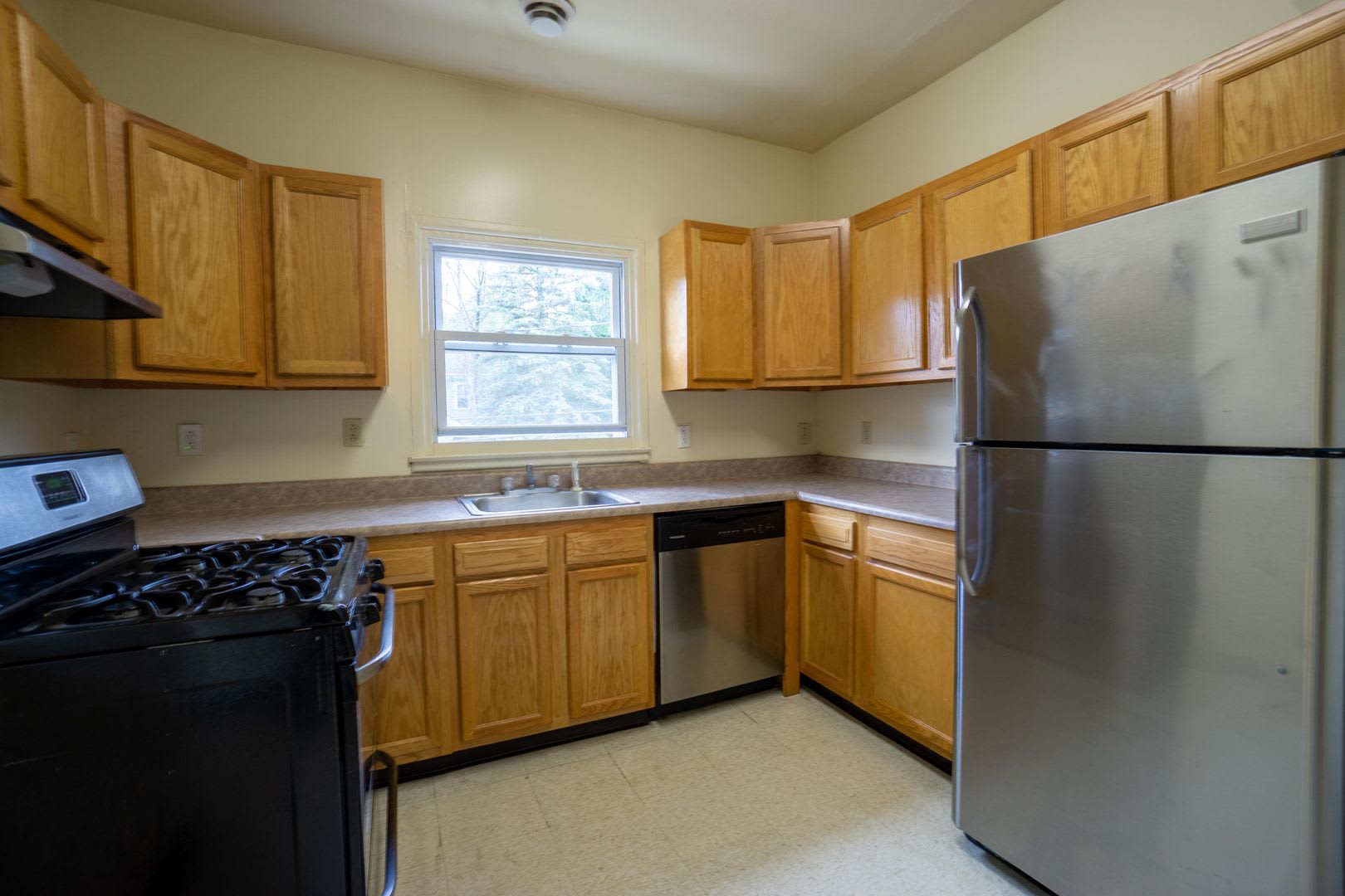 403 Roosevelt Ave – photo 3