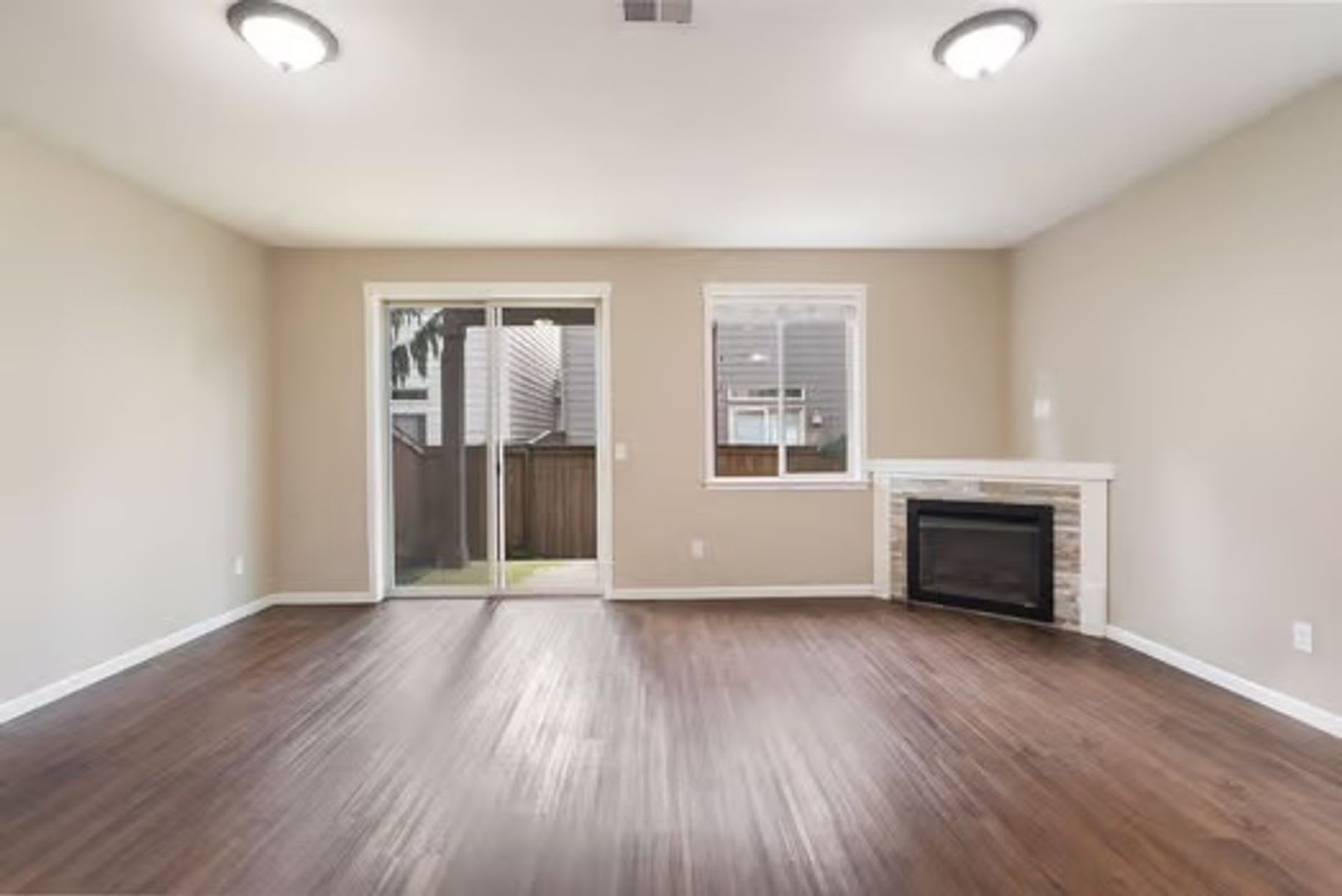 Amazing luxury home for rent!! – photo 3