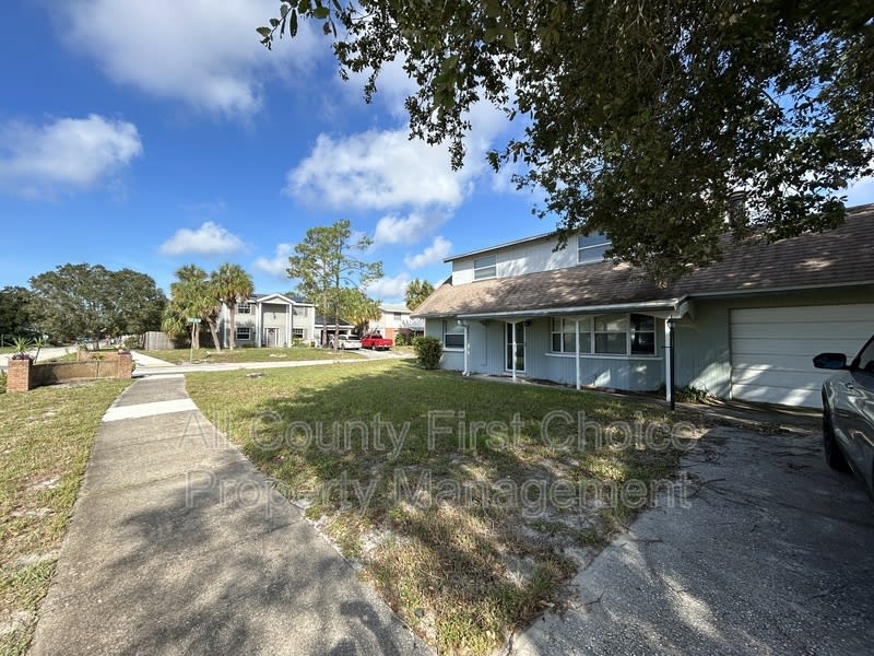 12731 82nd Ave N – photo 2