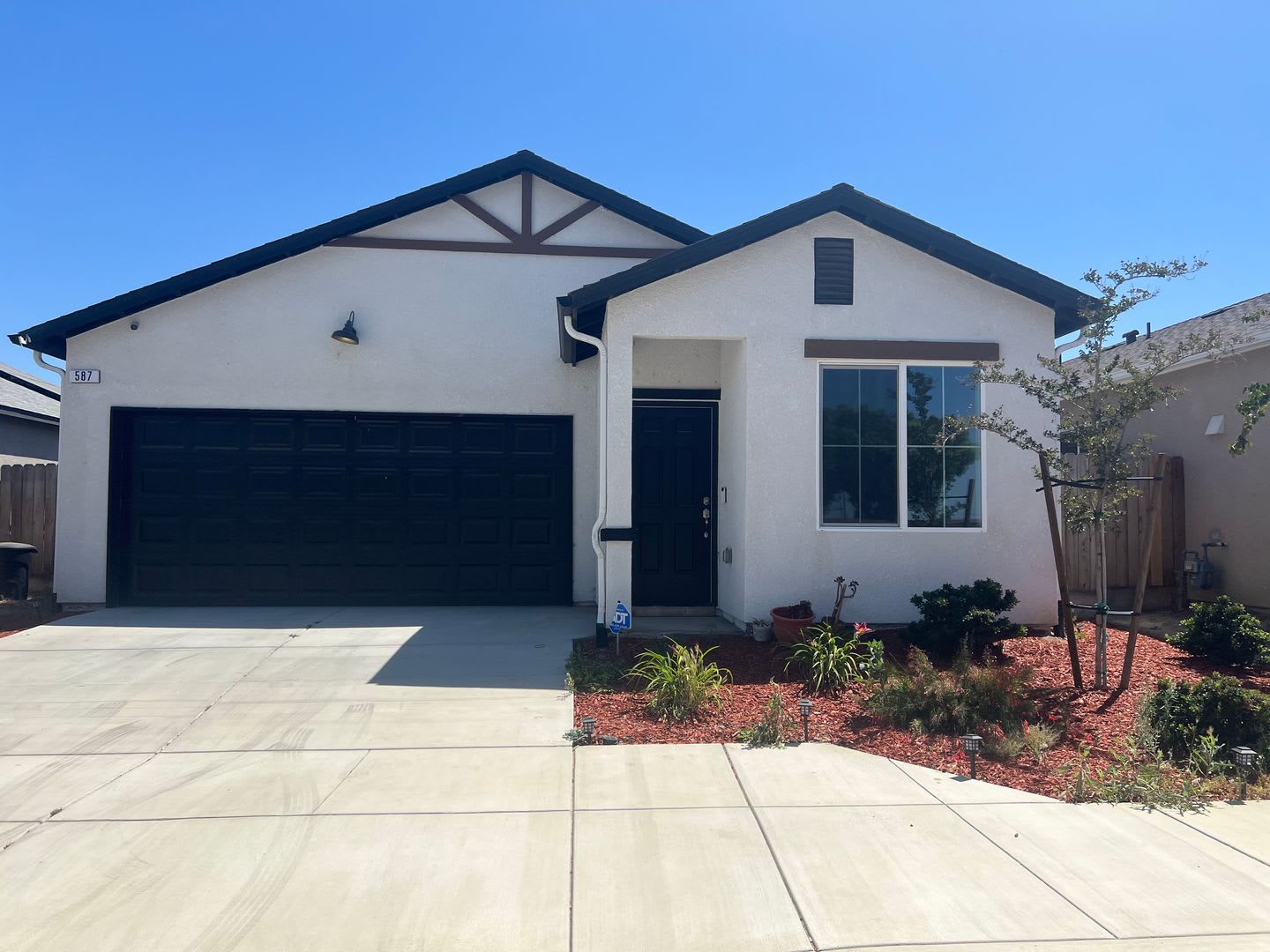 500 Off The First Month S Rent – photo 1