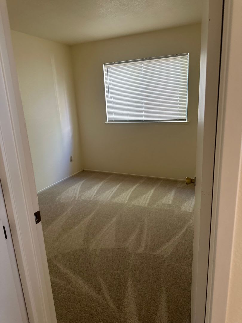 Adorable Rancho 3/2~~! Please see entire add for viewings!! – photo 3
