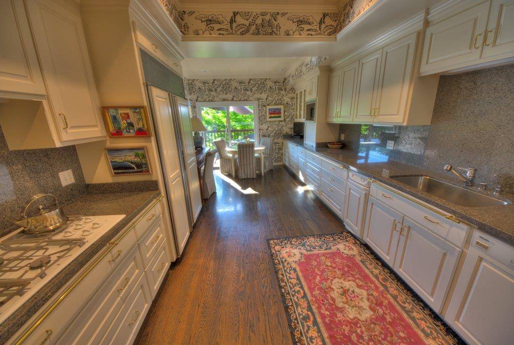 9 Carriage Ct – photo 2