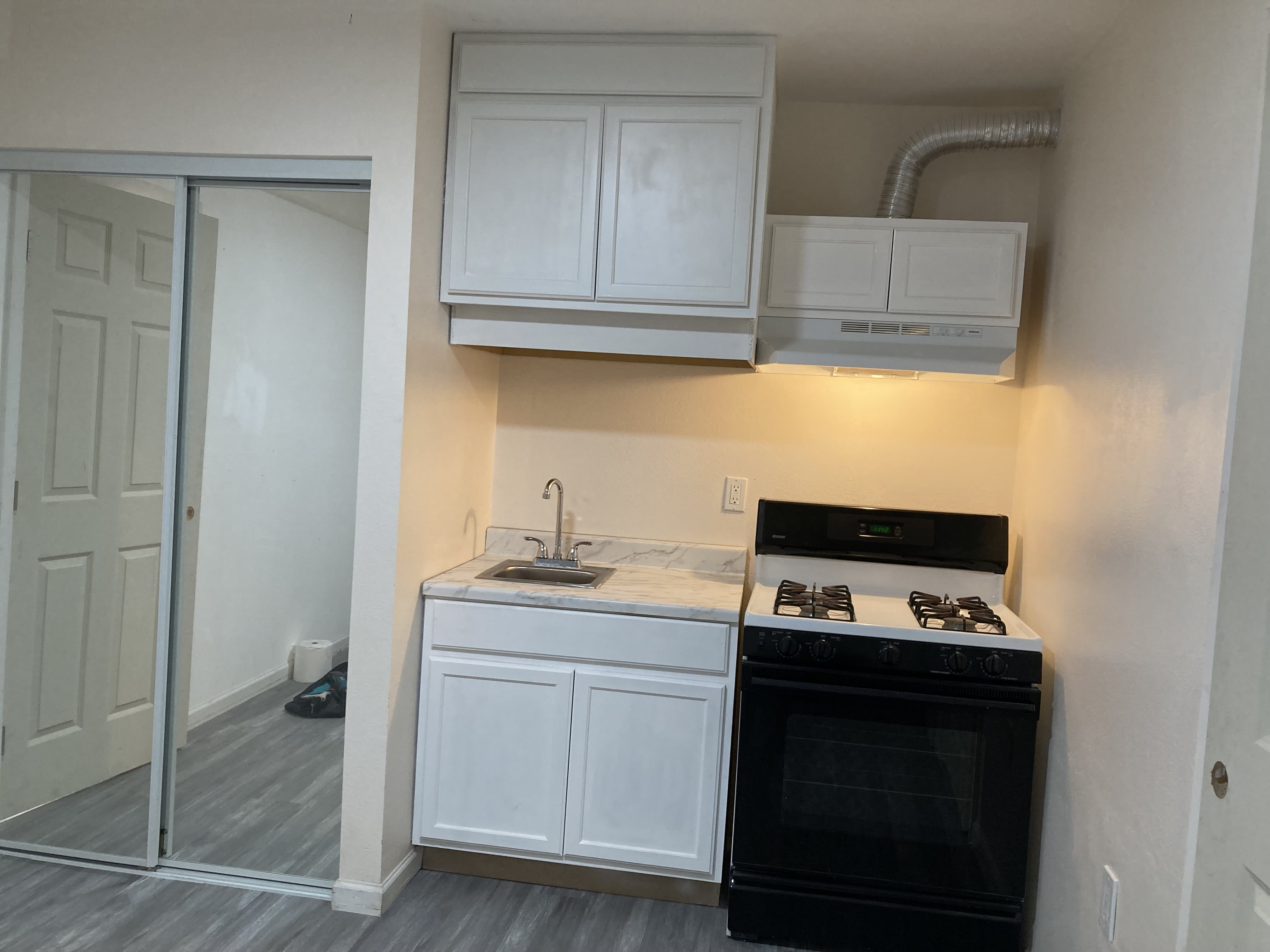 9325 Virginia Avenue – photo 1