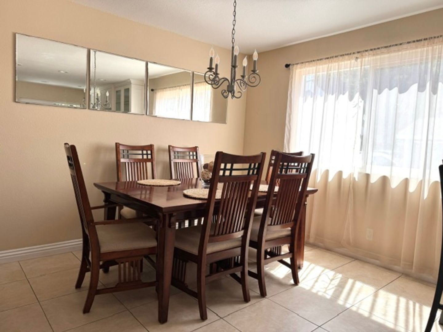 New Fully Furnished Costa Mesa Condo Near Back Bay – photo 5