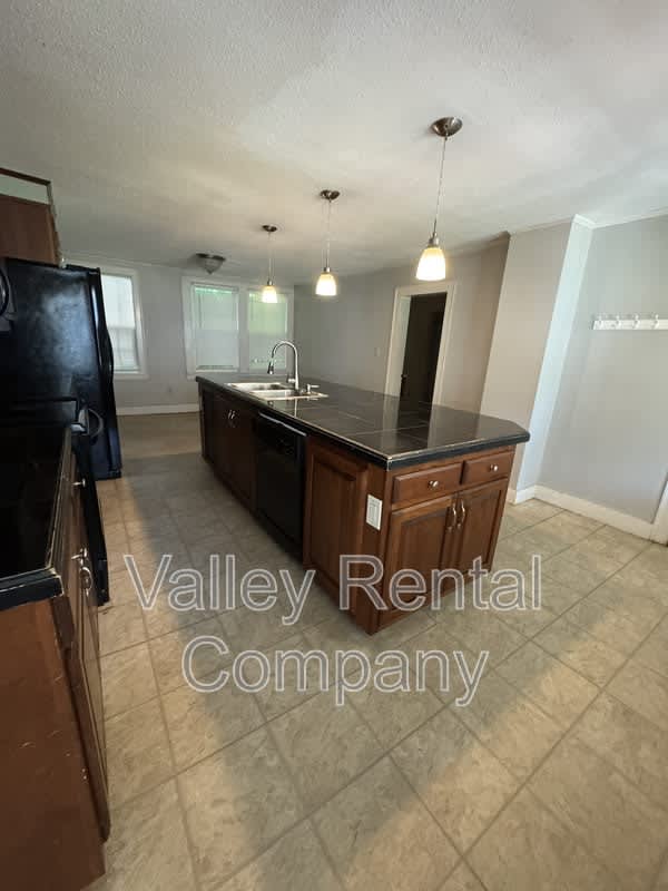166 Old Amherst Road – photo 3