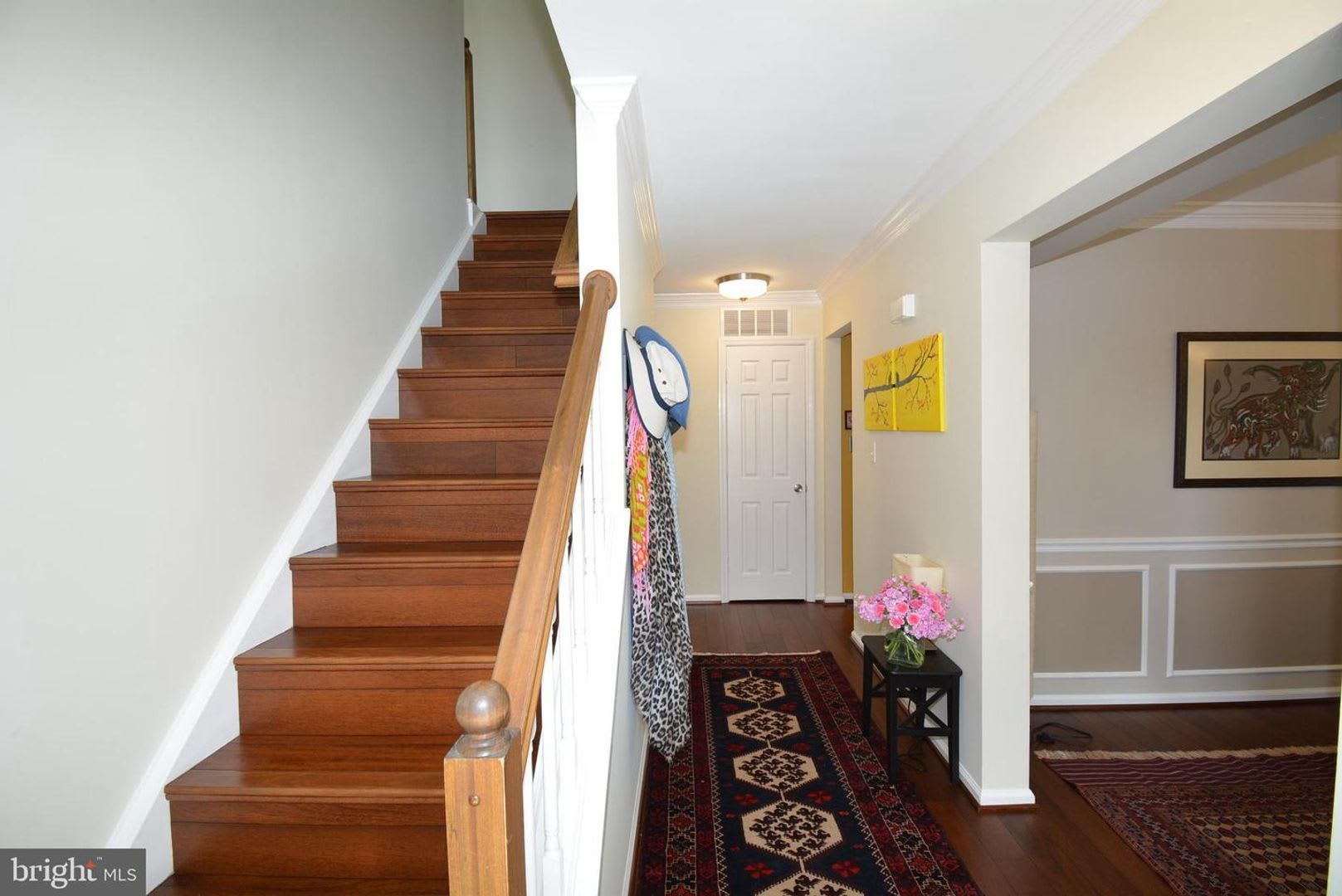 Beautiful 3-Level Townhome in Kingstowne – 3.5 Baths, Landscaping Included – photo 5