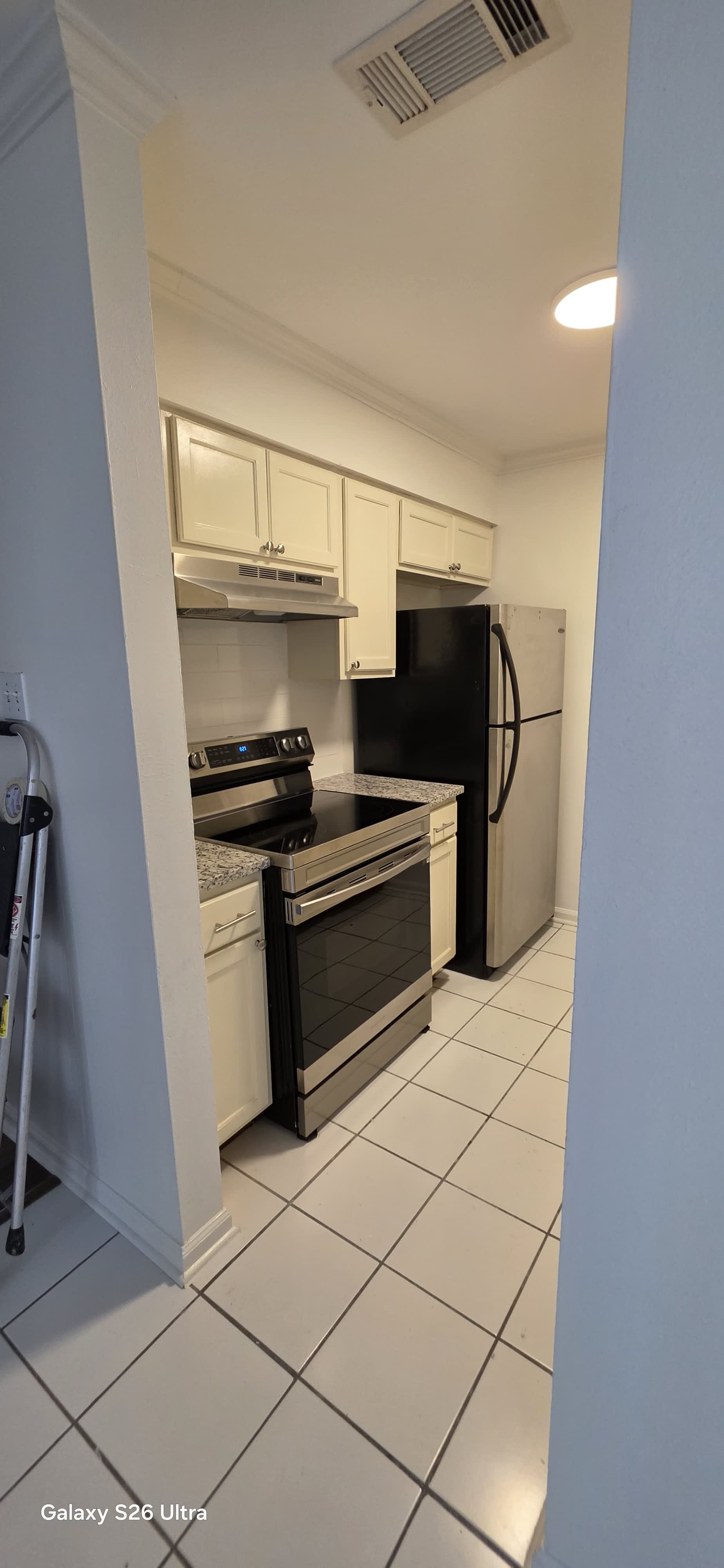 16023 Derby Avenue – photo 1