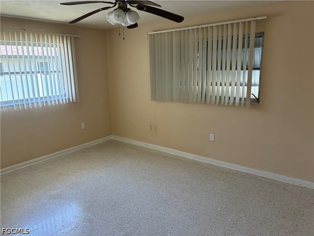 3709 SE 17th Place – photo 2