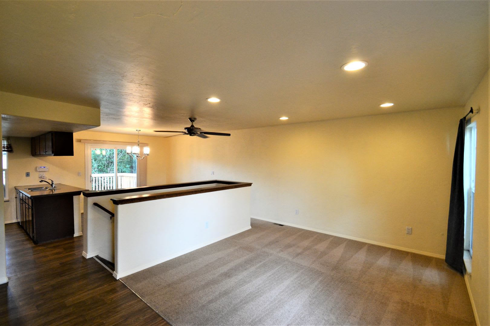 Move In Special 500 Off 1St Month S Rent Gorgeous 4 Bedroom Home For Rent On Suncrest – photo 4