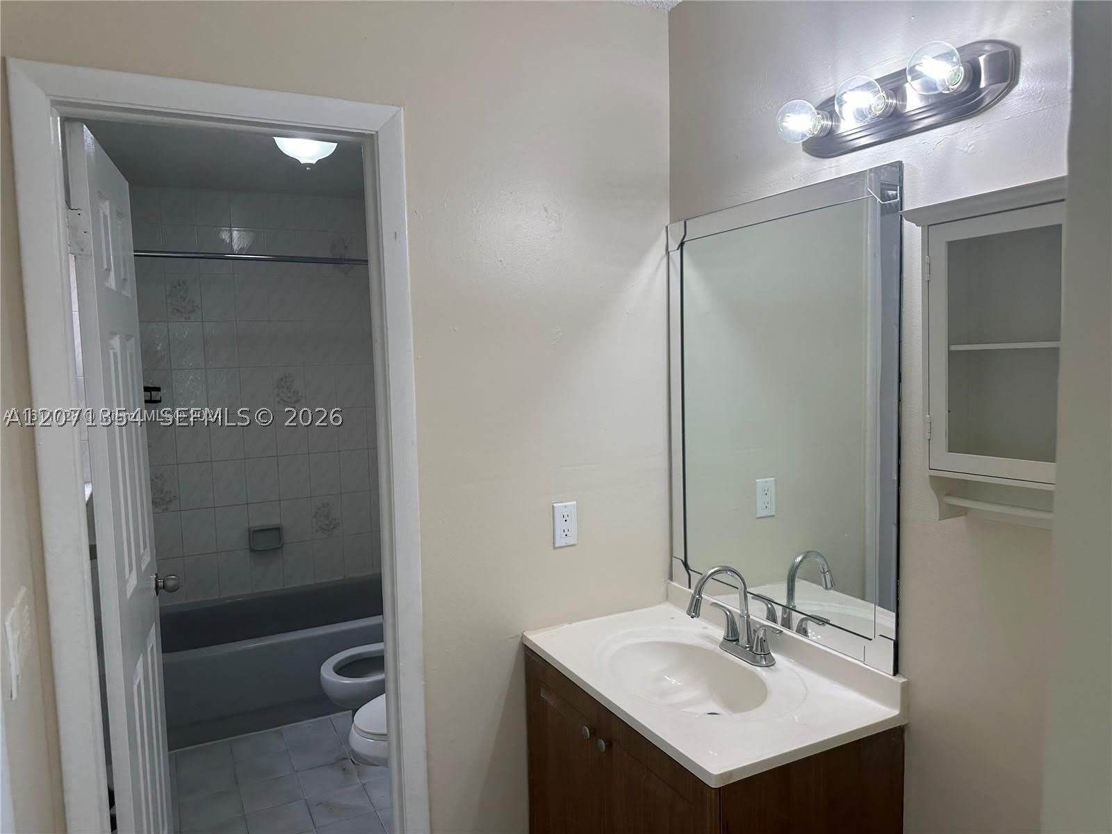 6991 NW 169th Ter – photo 4
