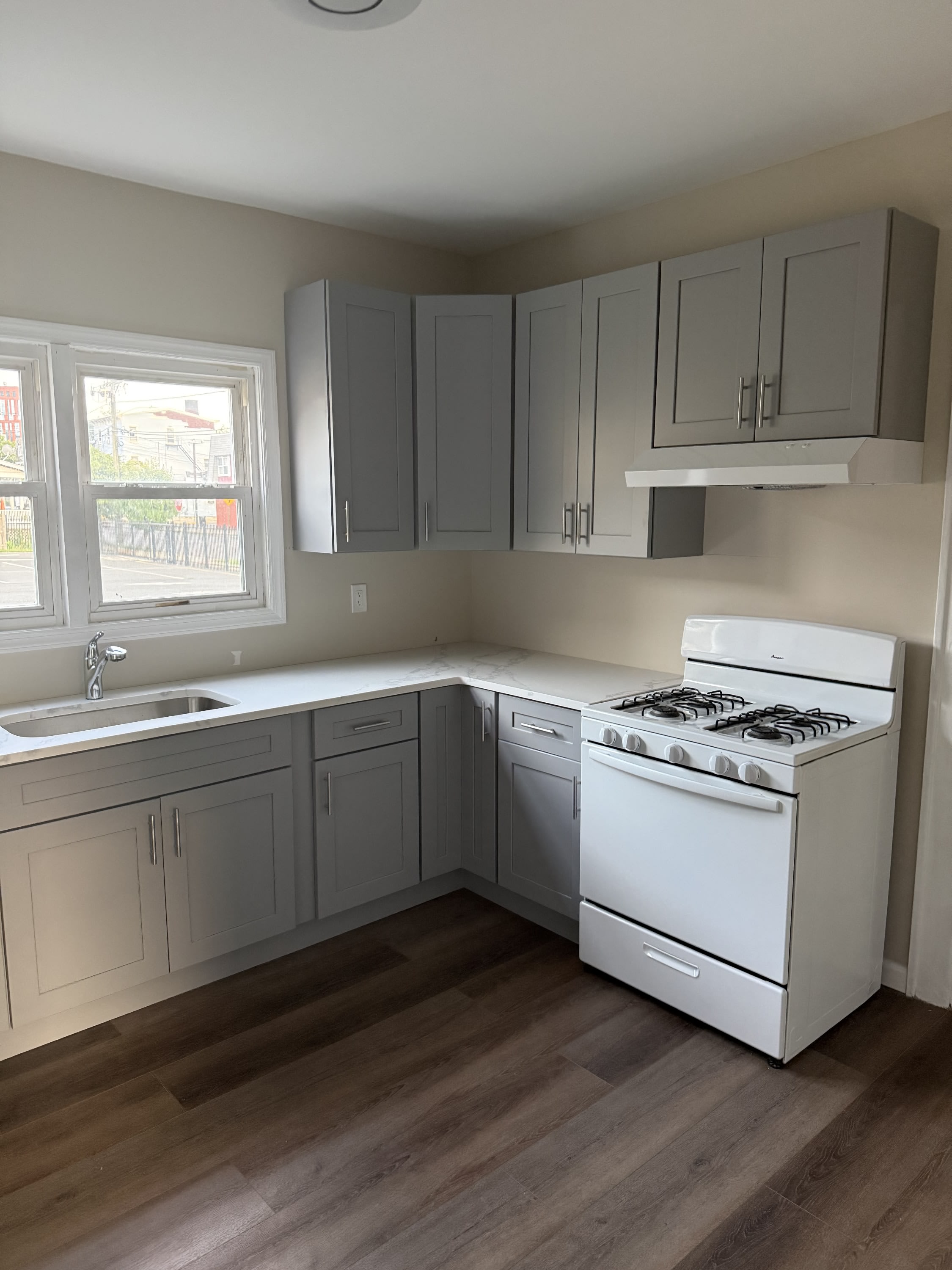91 Guilden Street 1 – photo 3