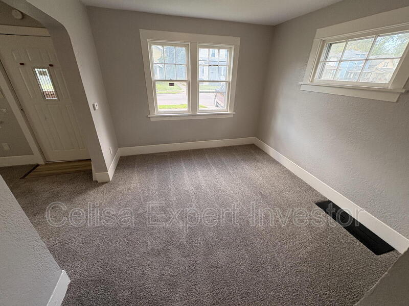 3531 Smith Street – photo 3