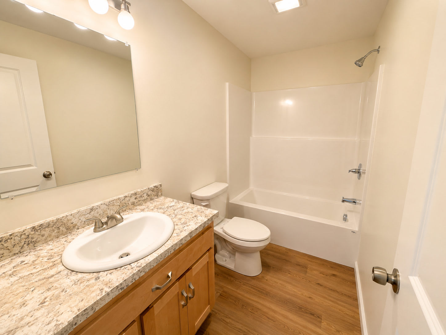 203 Lebanon Avenue – photo 3